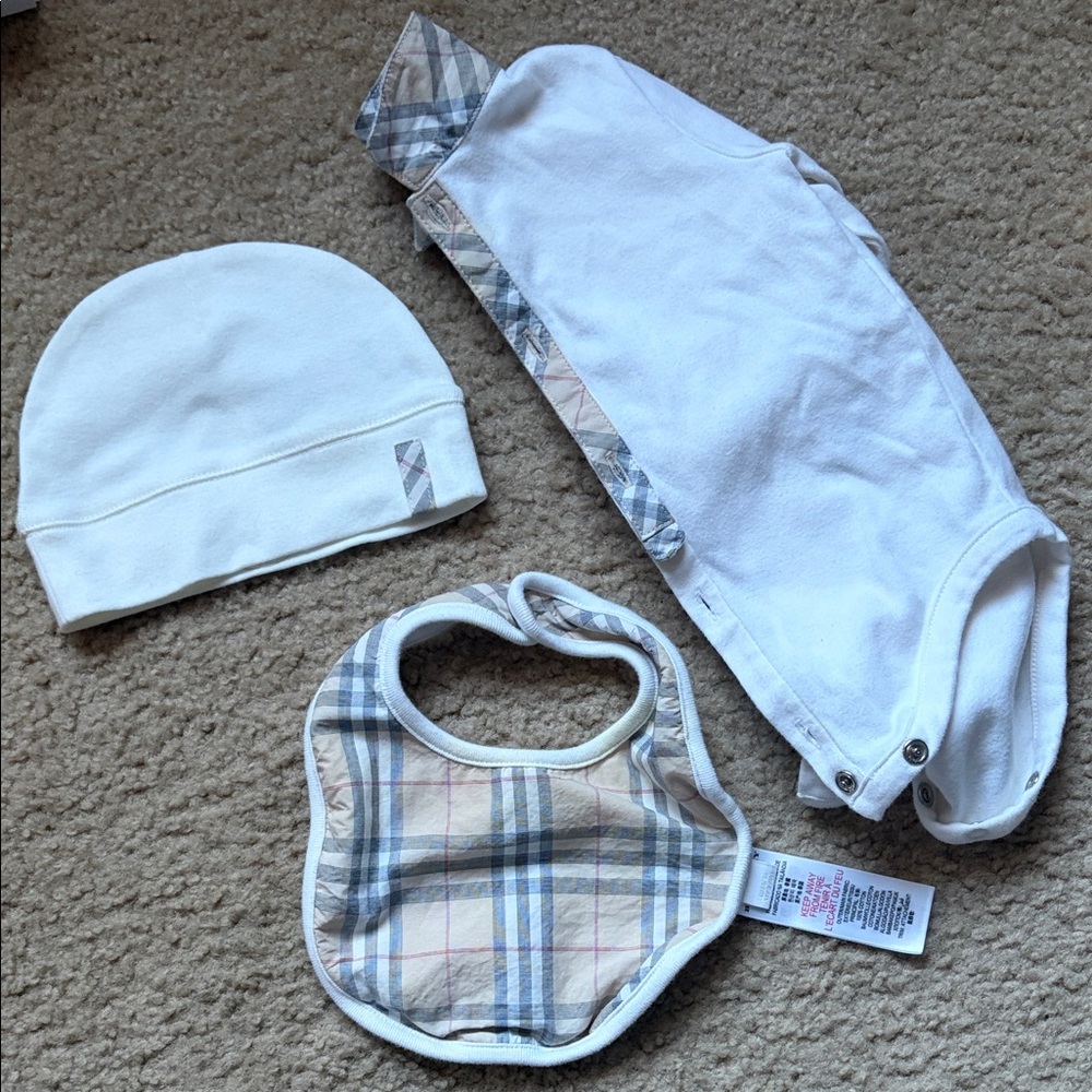 Burberry Check Baby Onesie, Bib and Hat Set 3 months
